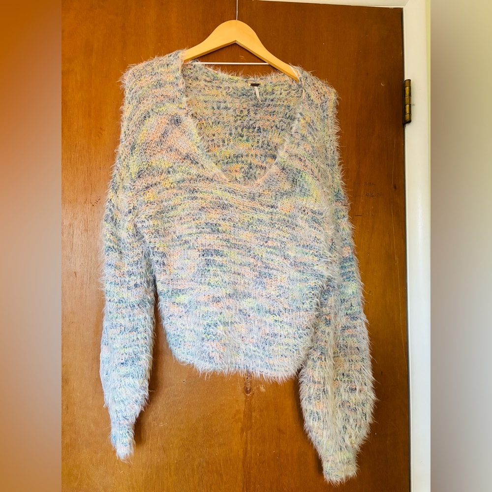 Free people fuzzy soft gelato sweater - Picture 4 of 7